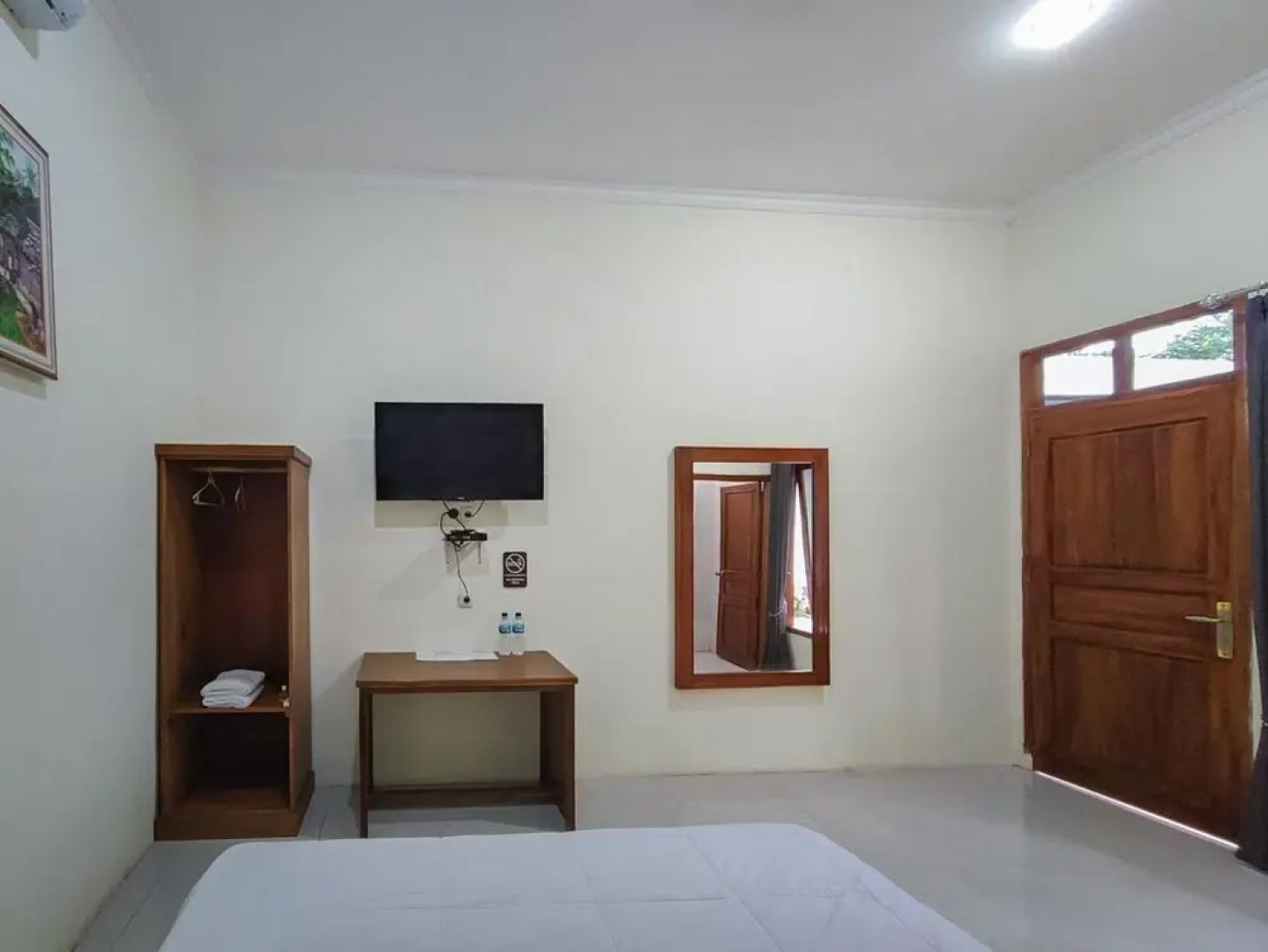 RedDoorz @ Tanakatto Homestay Waikabubak