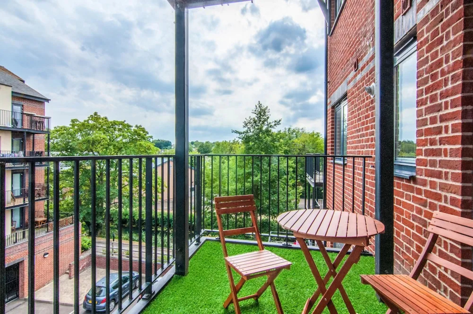 Executive Stansted Airport Apartment