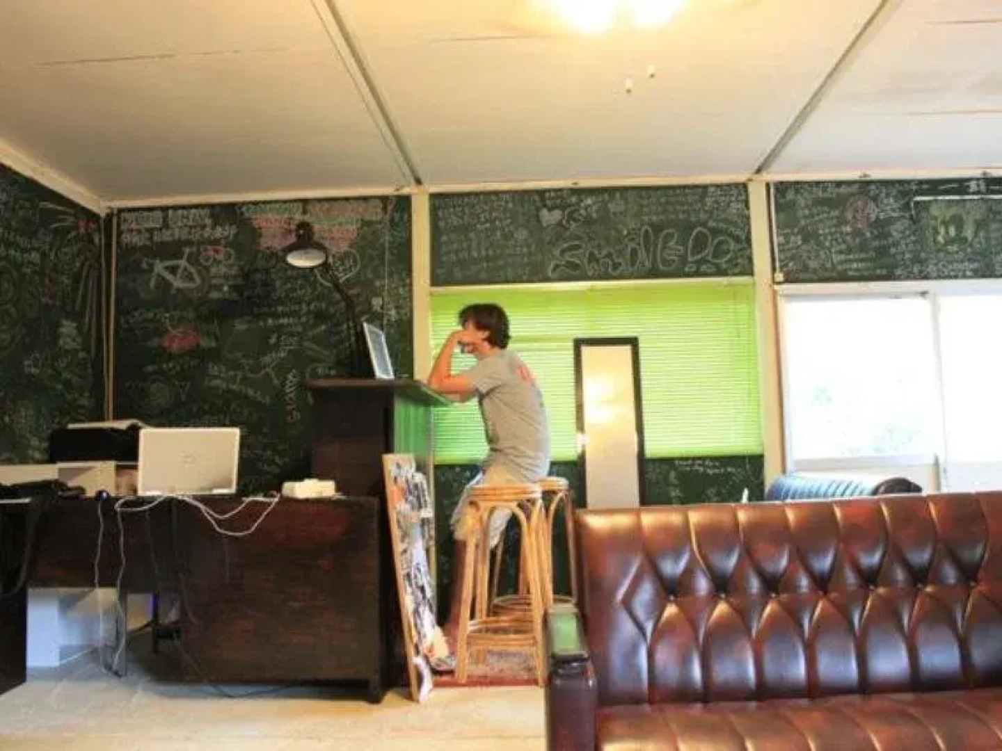 Saboten Smile Guest House