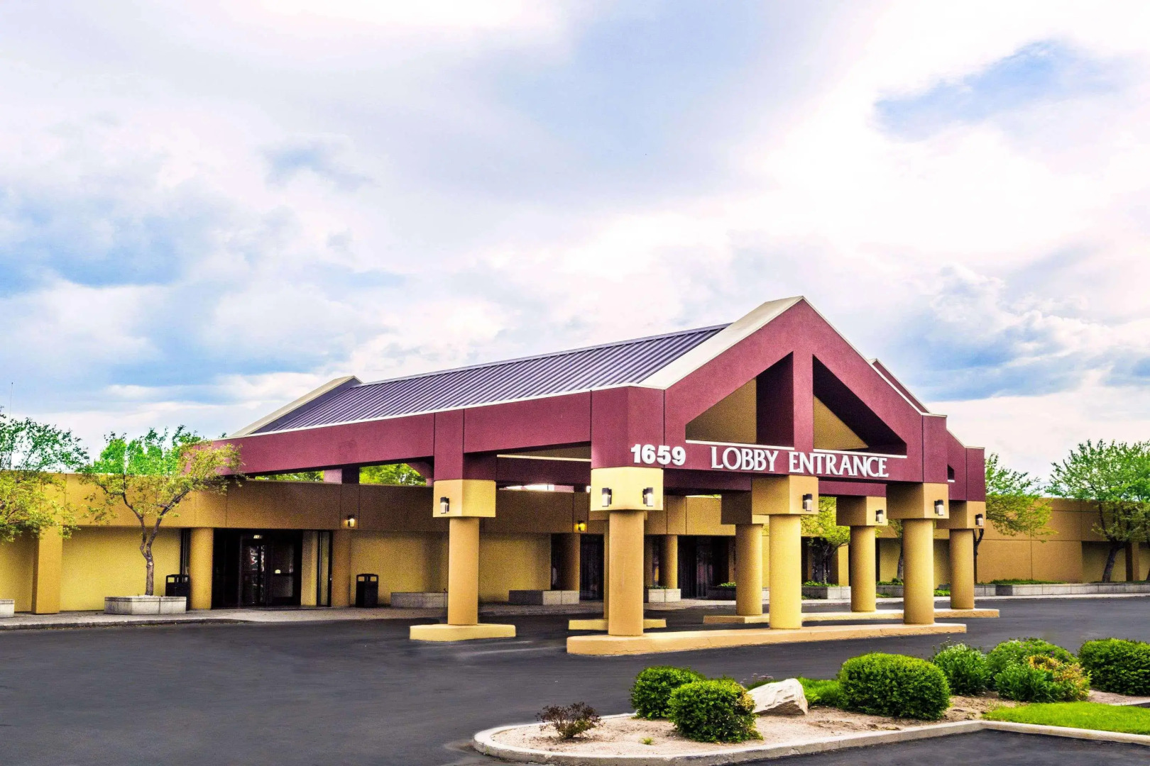 Ramada by Wyndham Salt Lake City North Temple