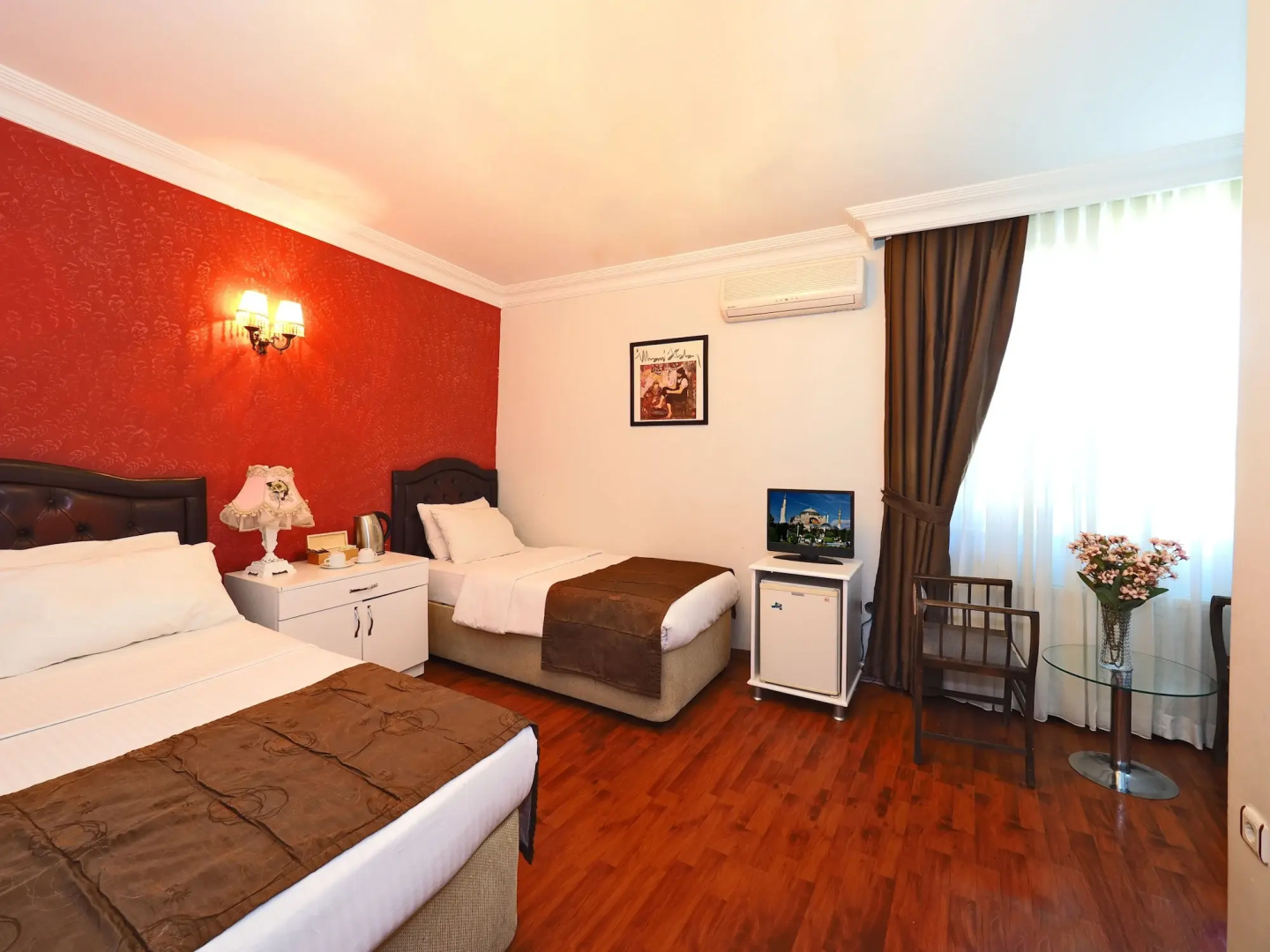 Sunrise Hotel