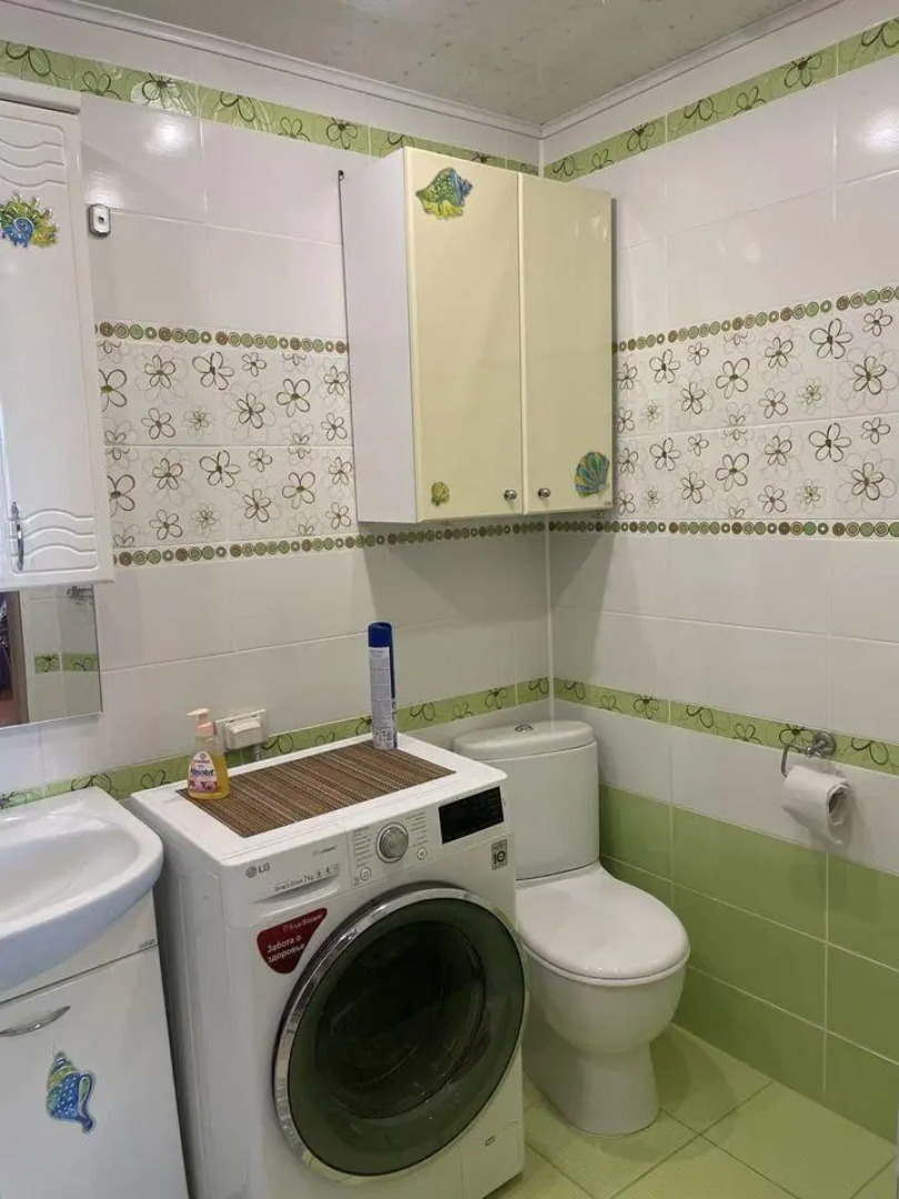 Апартаменты на проспекте Космонавтов 38