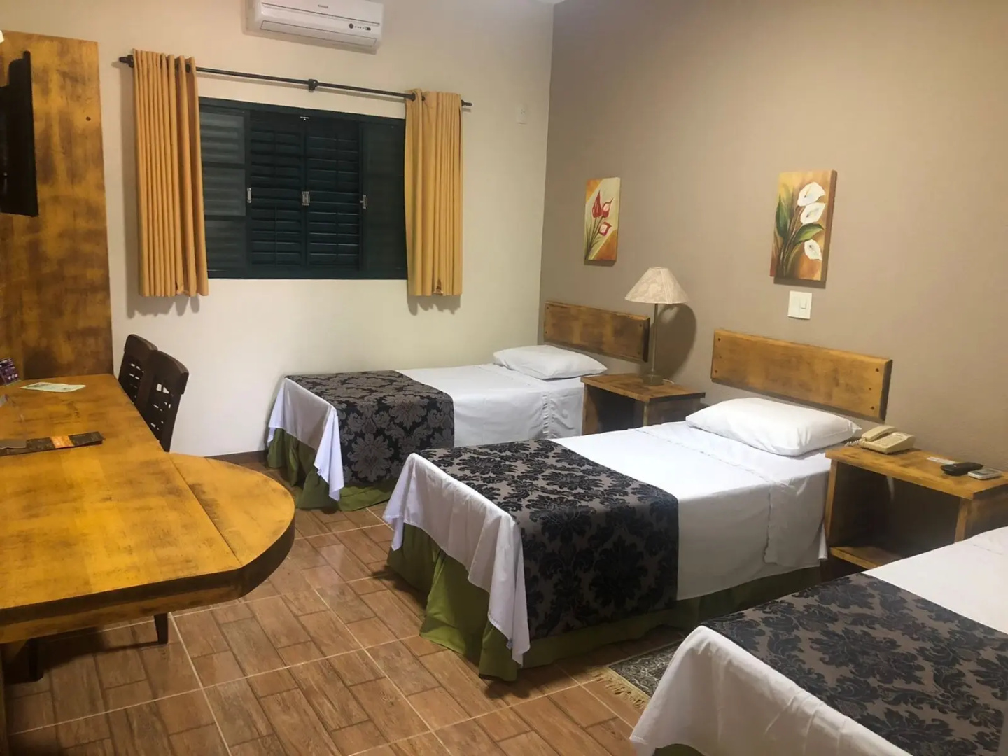 Mariá Plaza Hotel