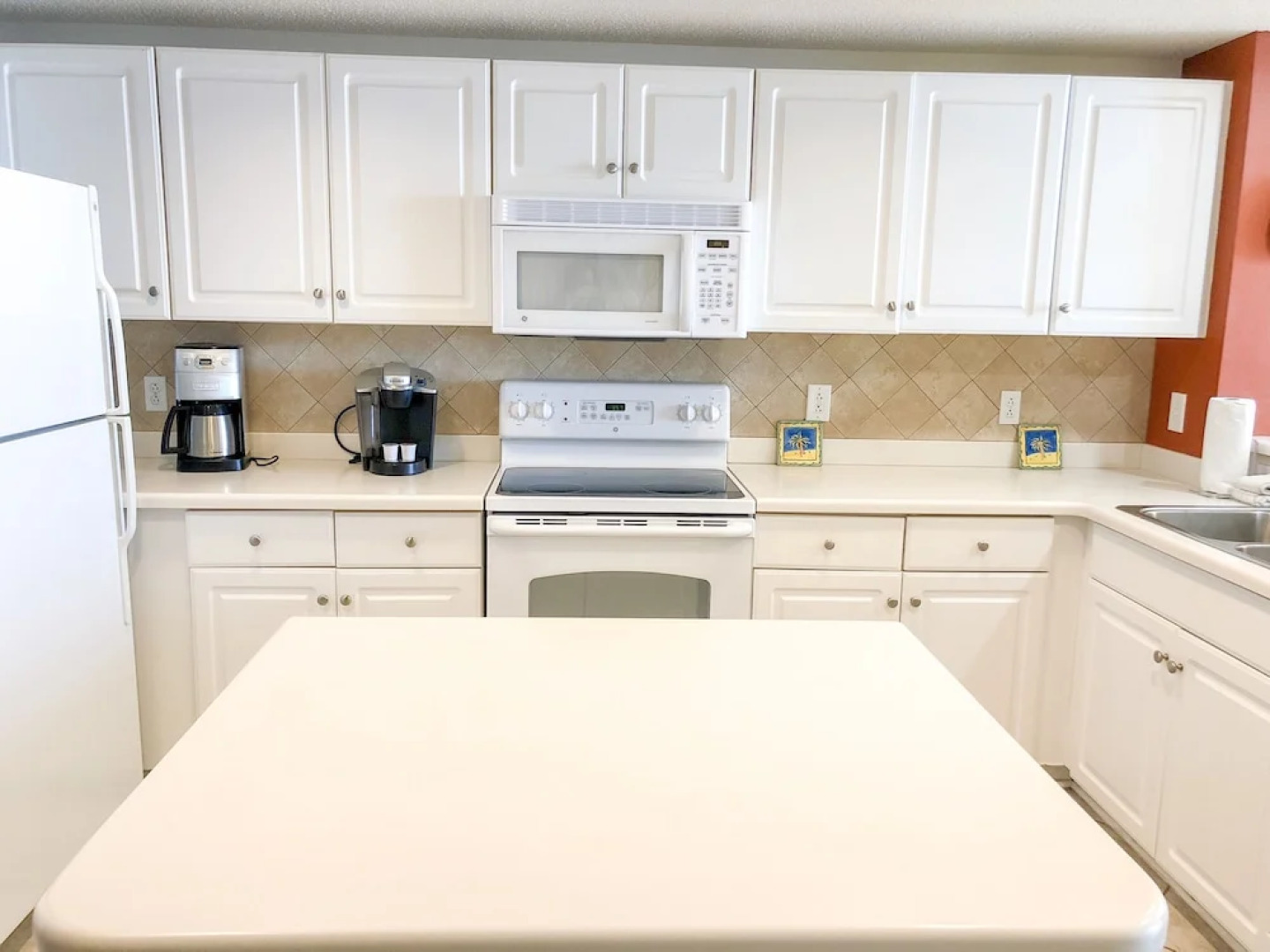 Majestic Beach Resort by Funquest Prop.