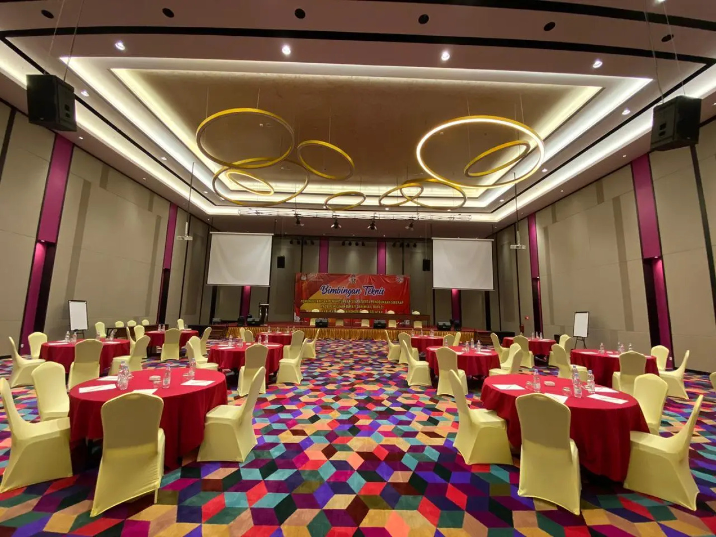 The Zuri Hotel And Convention Baturaja