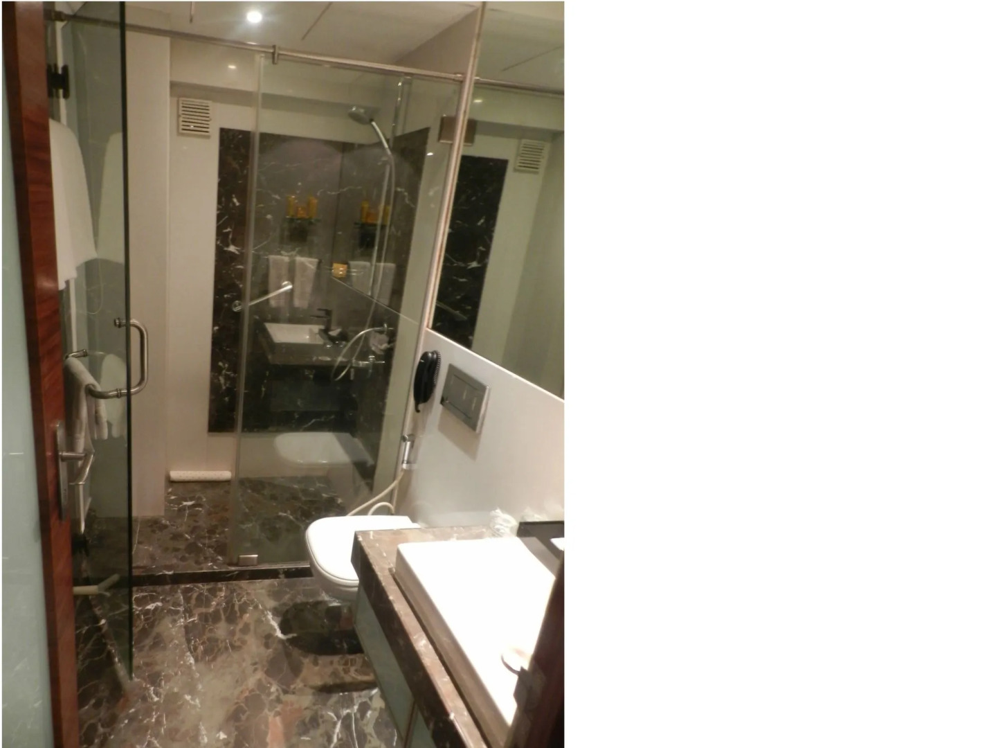 Hotel Bawa Continental