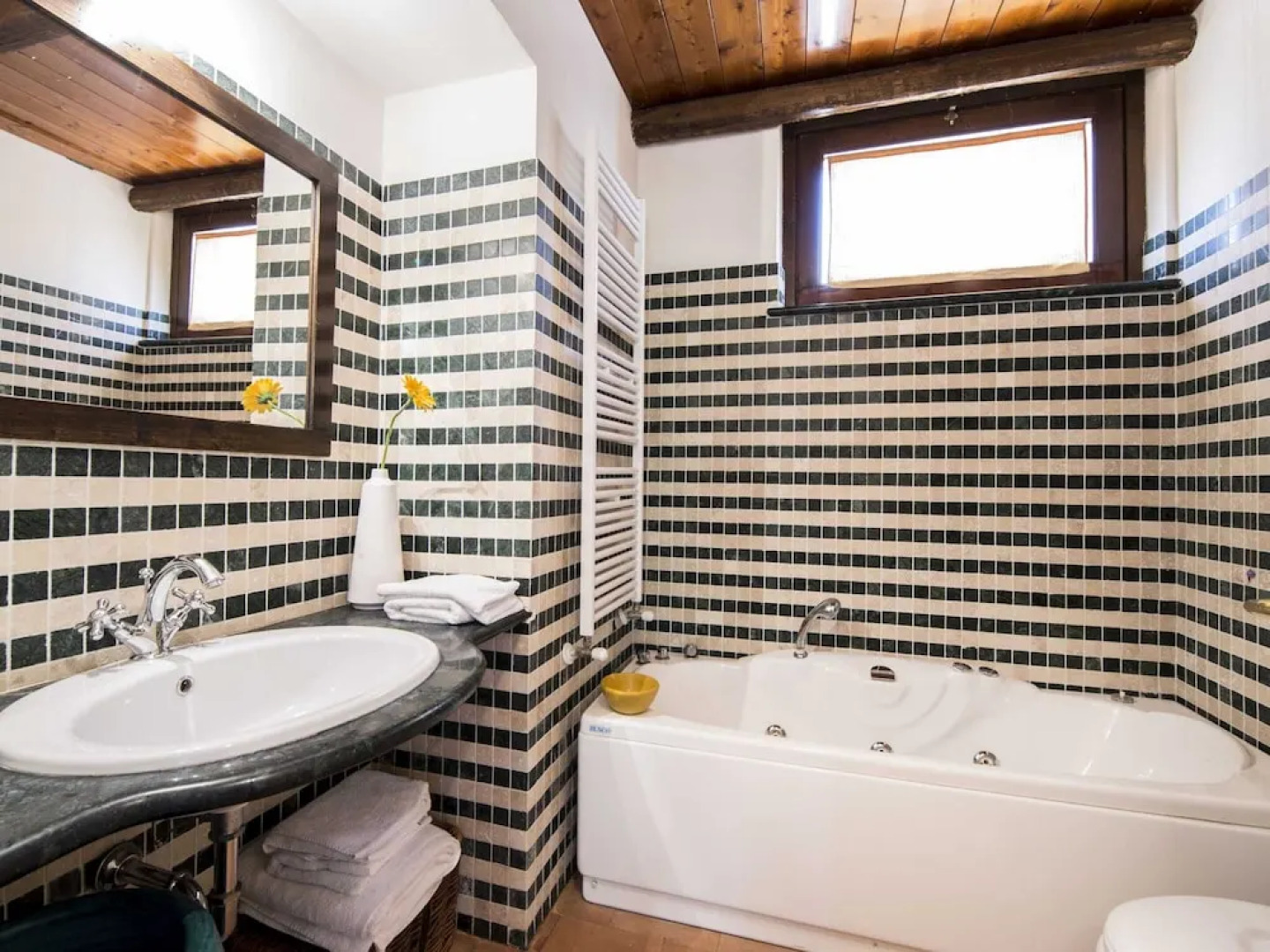 Apartment in Marche With Pool and BBQ