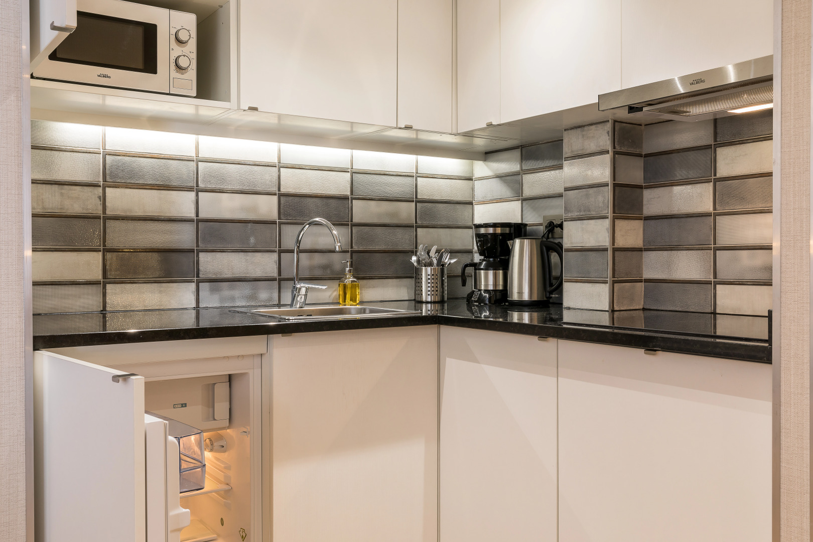 CADET Residence by Collection VESPER