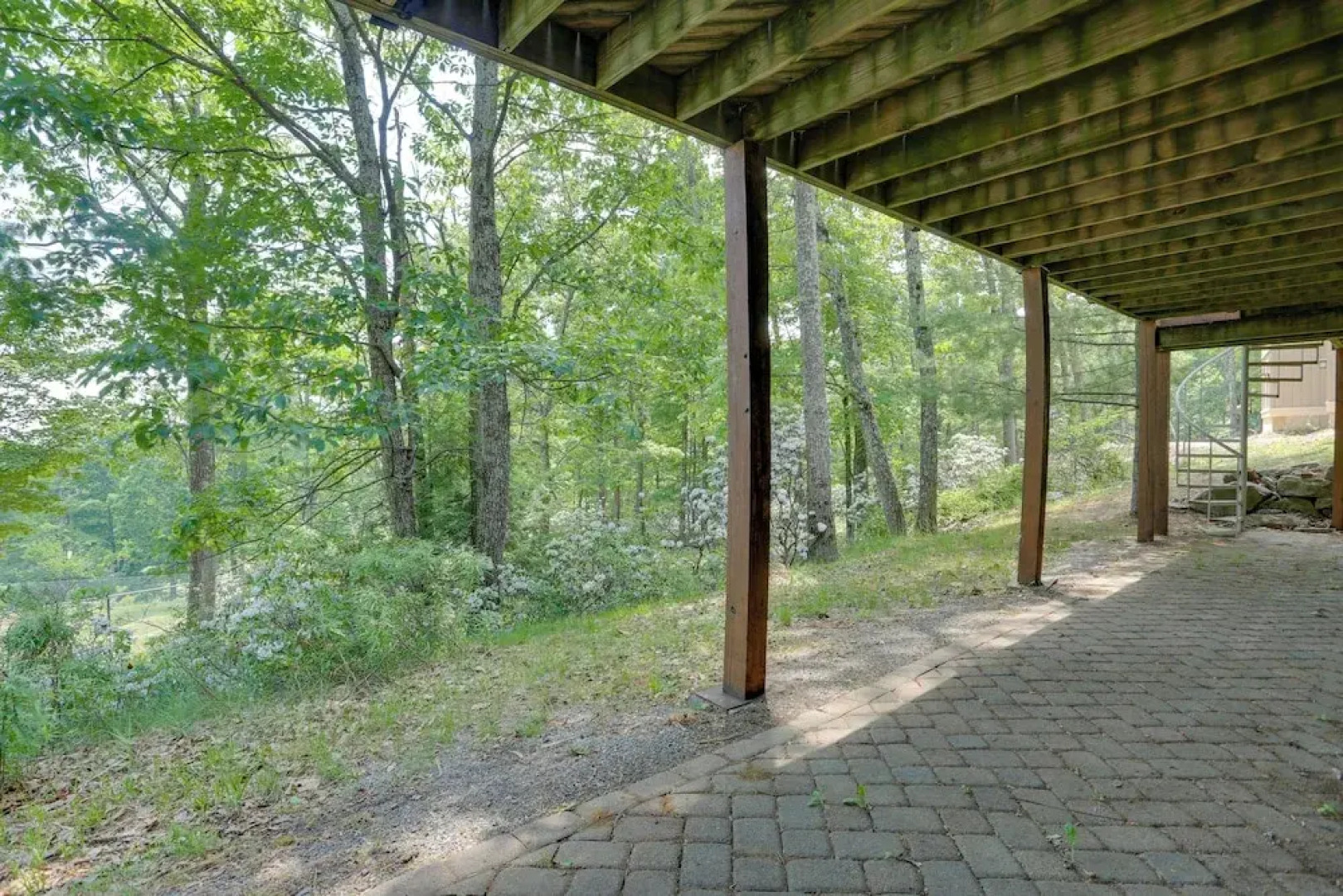 < 1 Mi to Camelback Resort: Home w/ Pool Table!