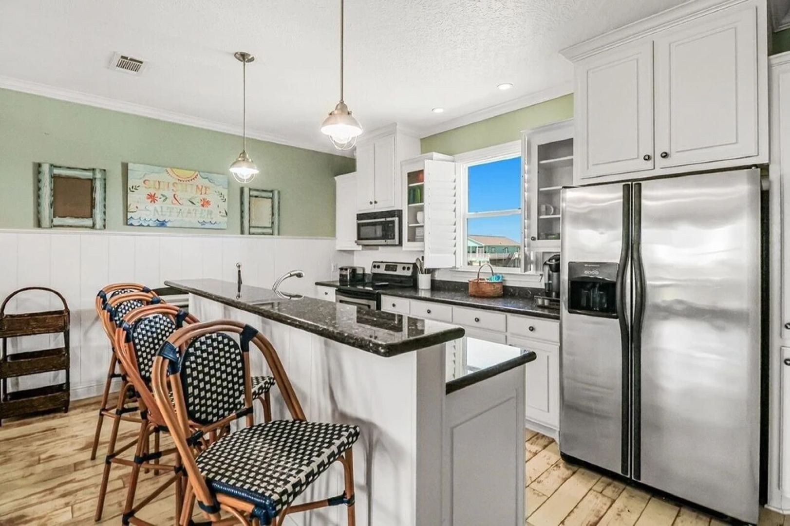 Chateau Mingo 3 Bedroom Home by RedAwning