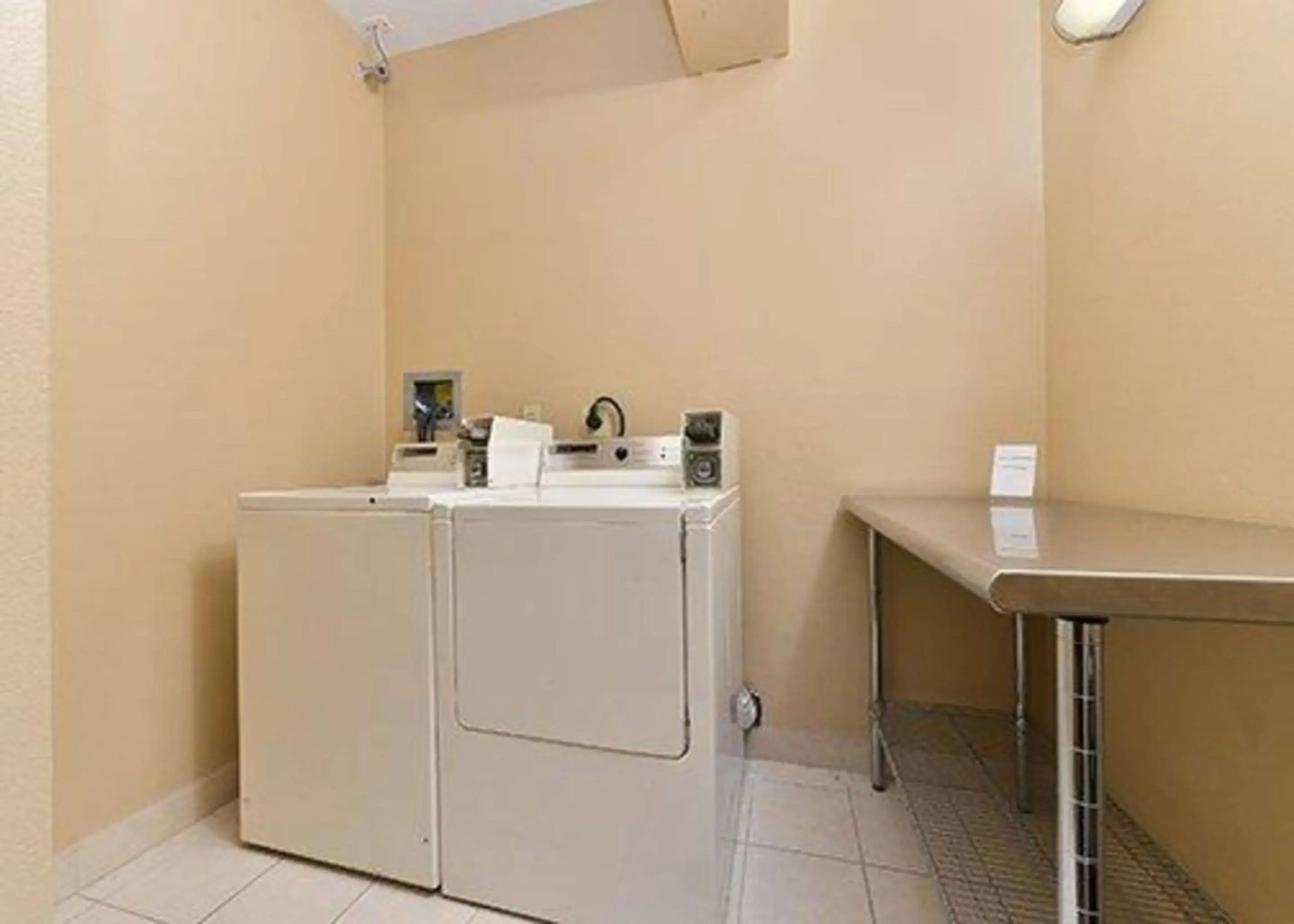 Comfort Suites Omaha Northwest