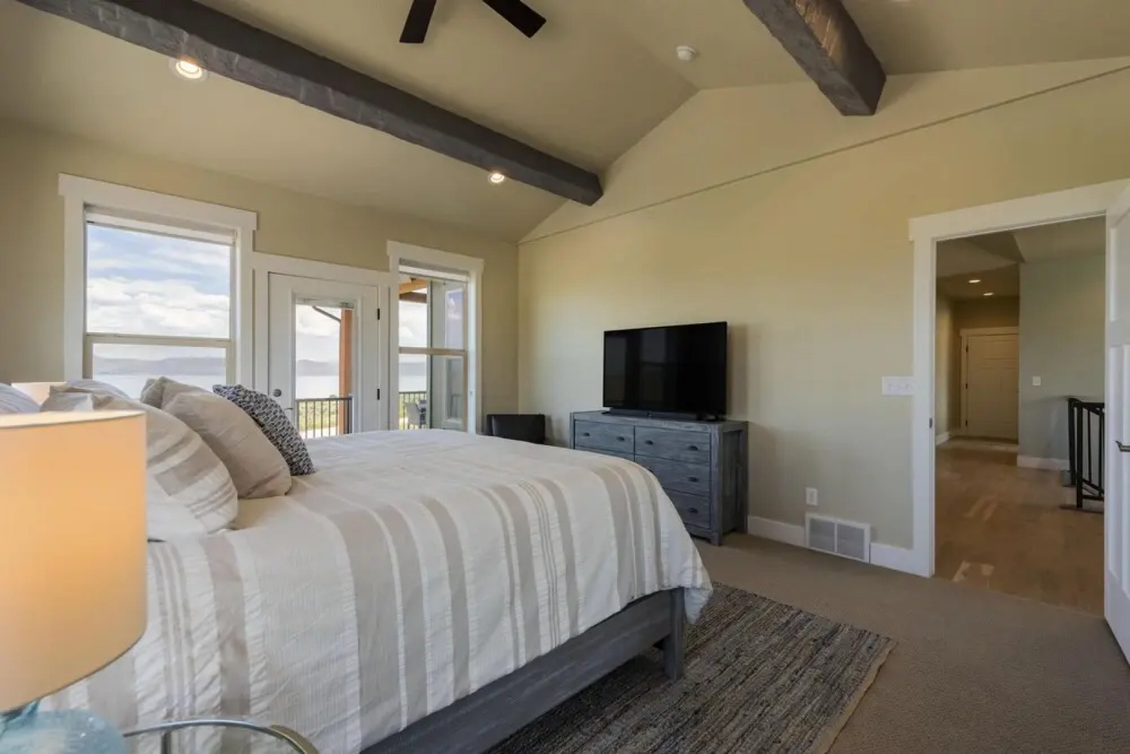 Lotus Lodge With Bear Lake Luxury Rentals