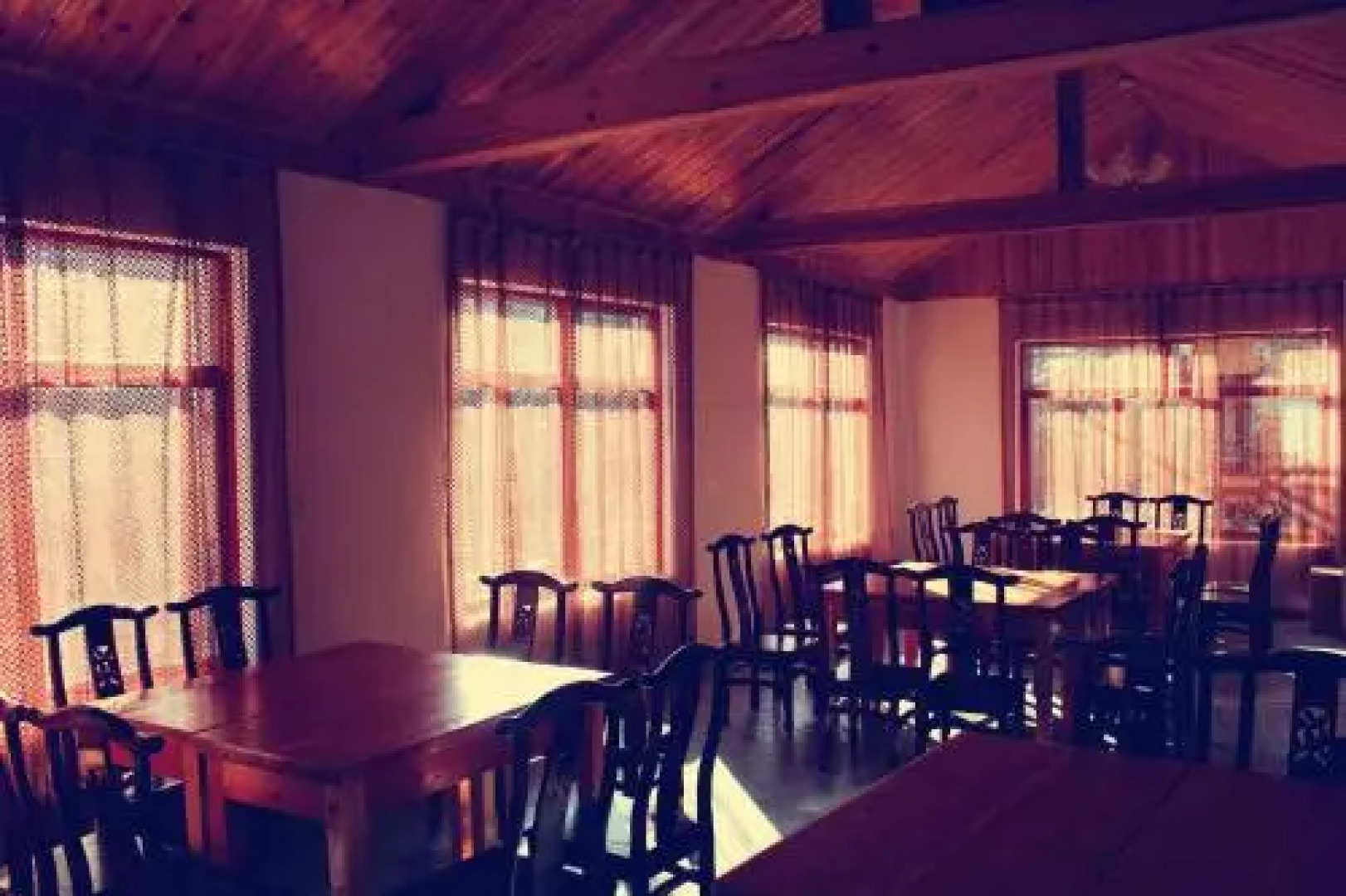 Sunshine Holiday Inn