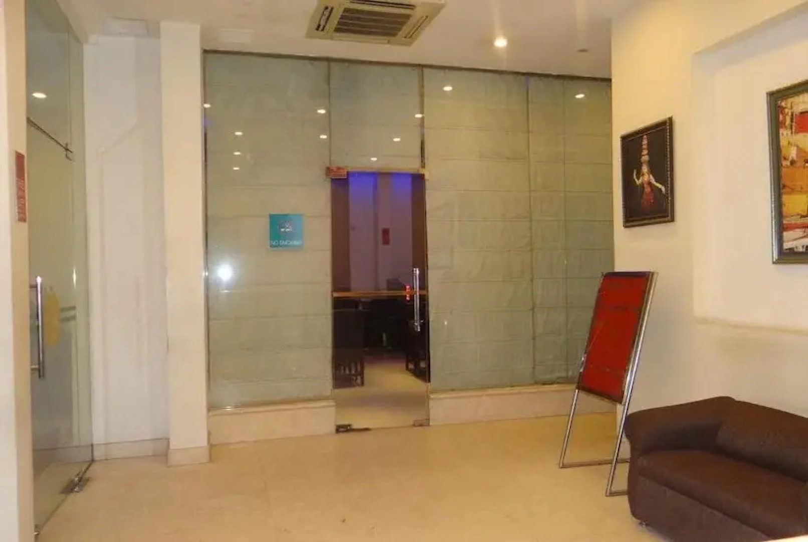 Hotel Janhvi International