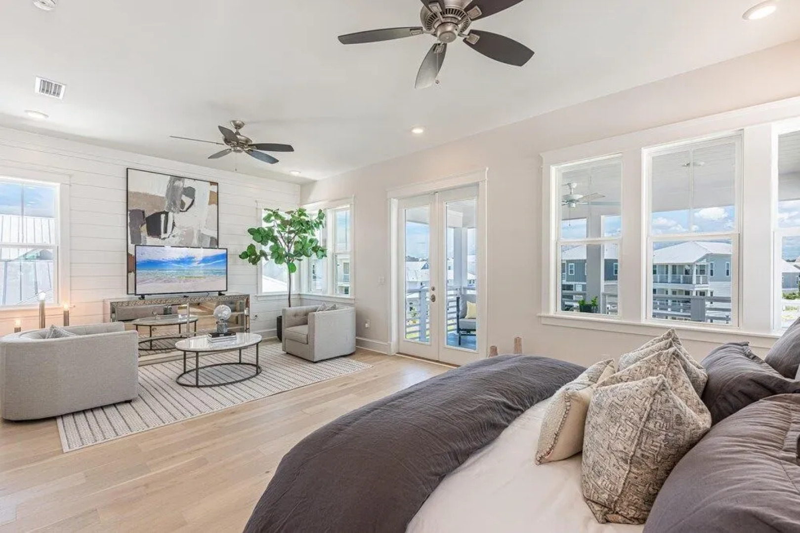 The Sleeping Queens at Prominence 30A