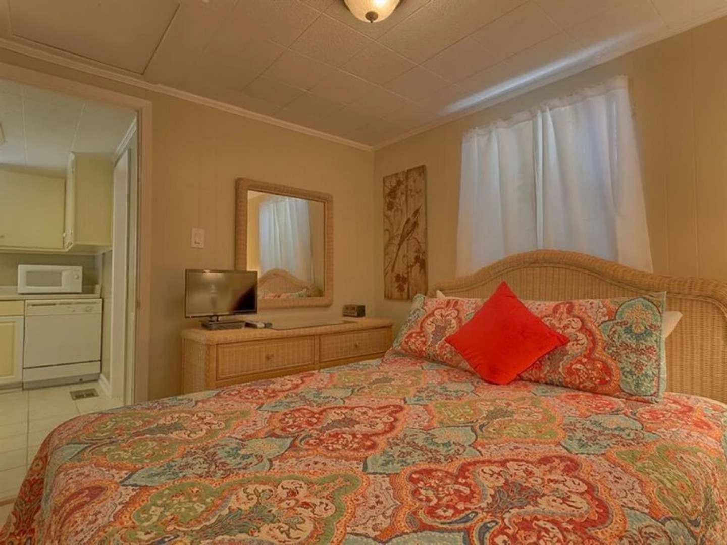 Seashell Cottage by Meyer Vacation Rentals