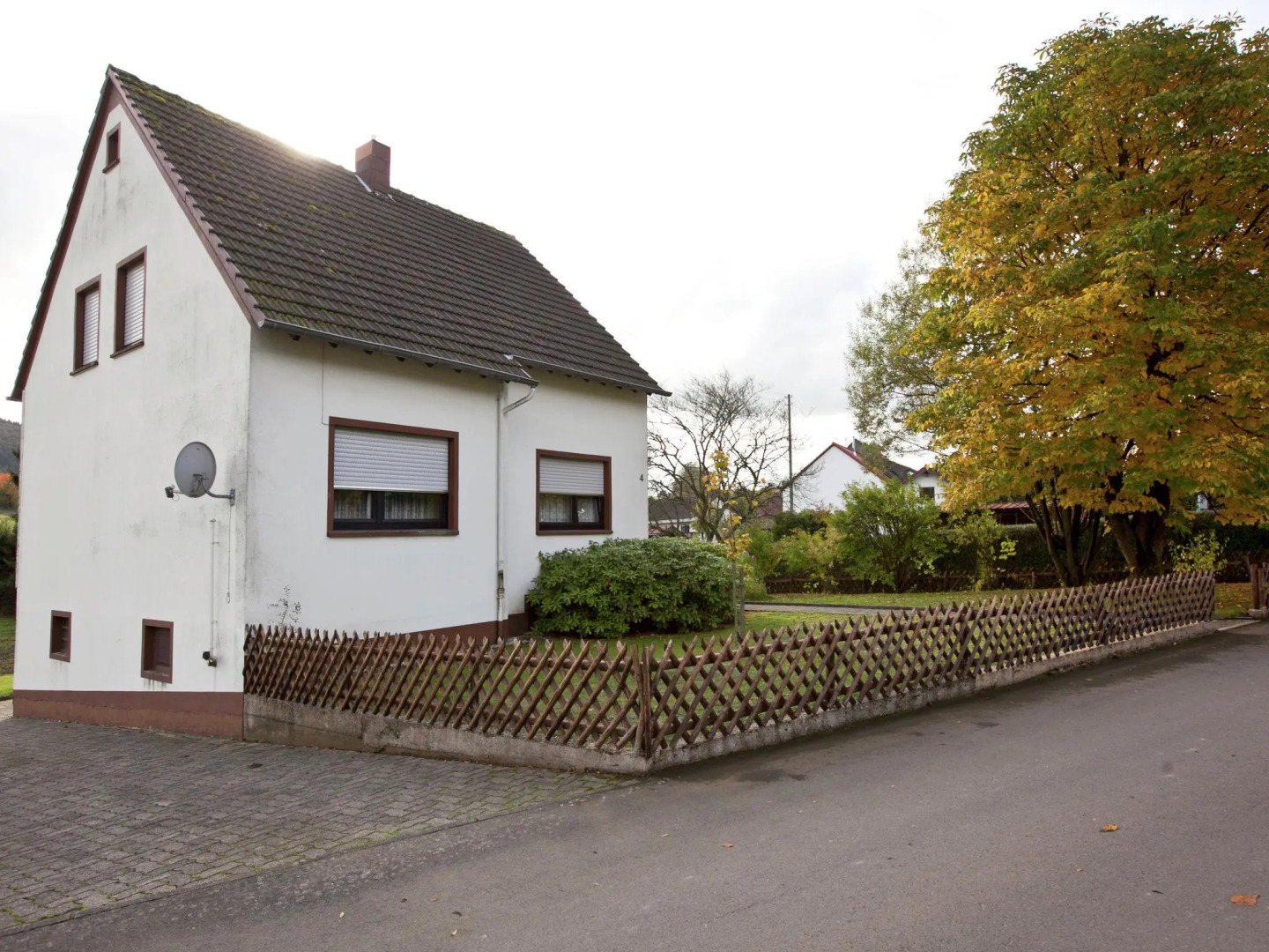 Cozy Holiday Home in Wallenborn with Garden