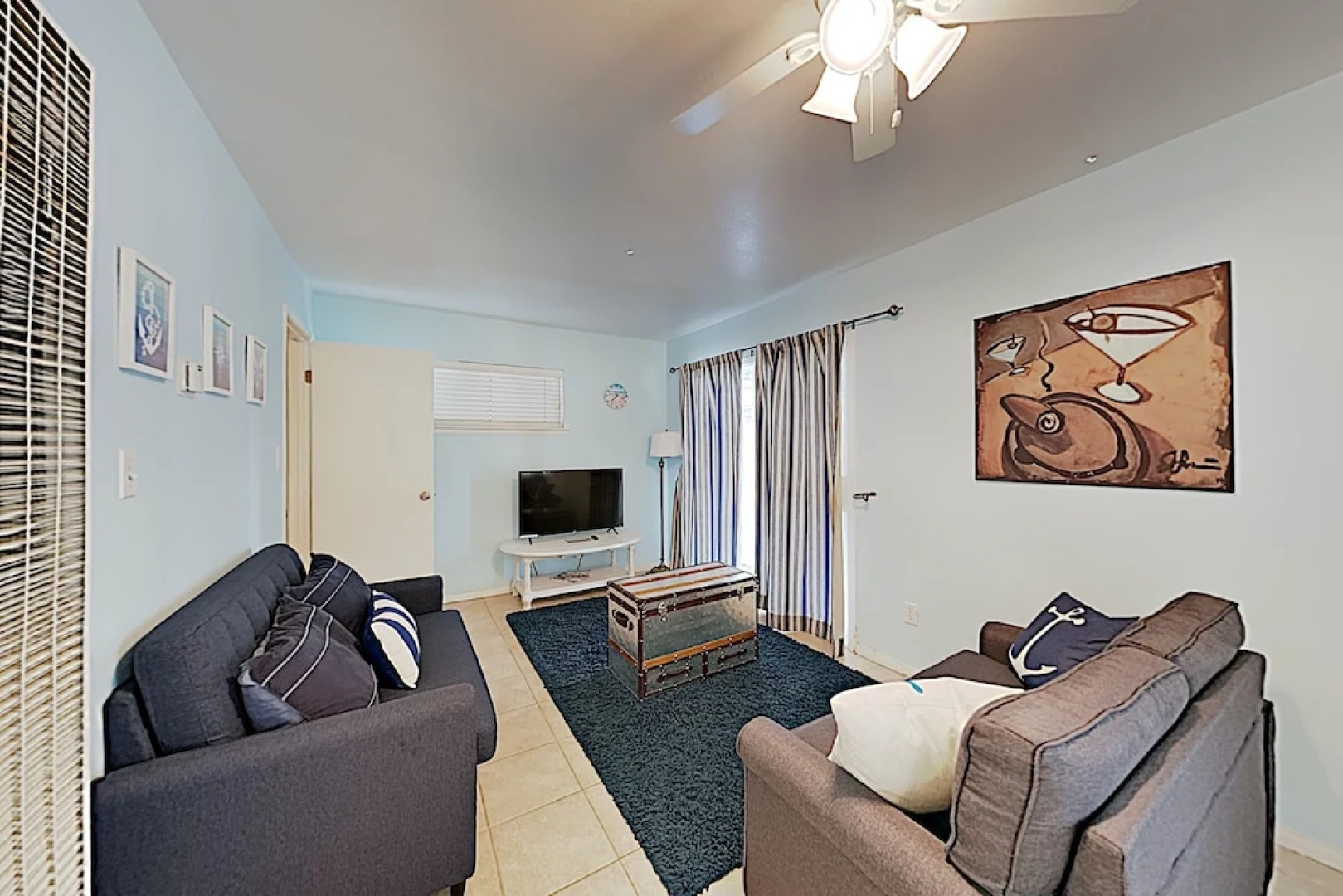 Airy Beach W/ Ocean Views, Balcony & Patio 3 Bedroom Home