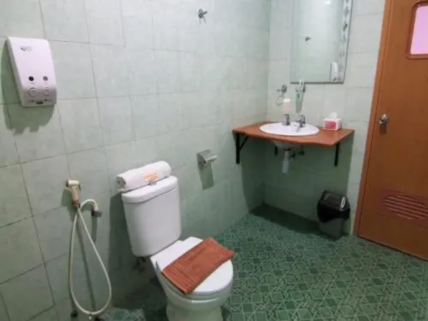 Hotel Signature Mandala Kencana