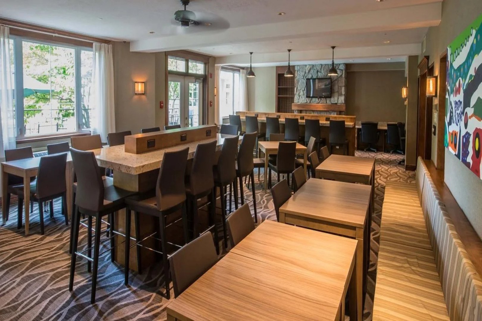 Holiday Inn Express and Suites Tremblant by IHG