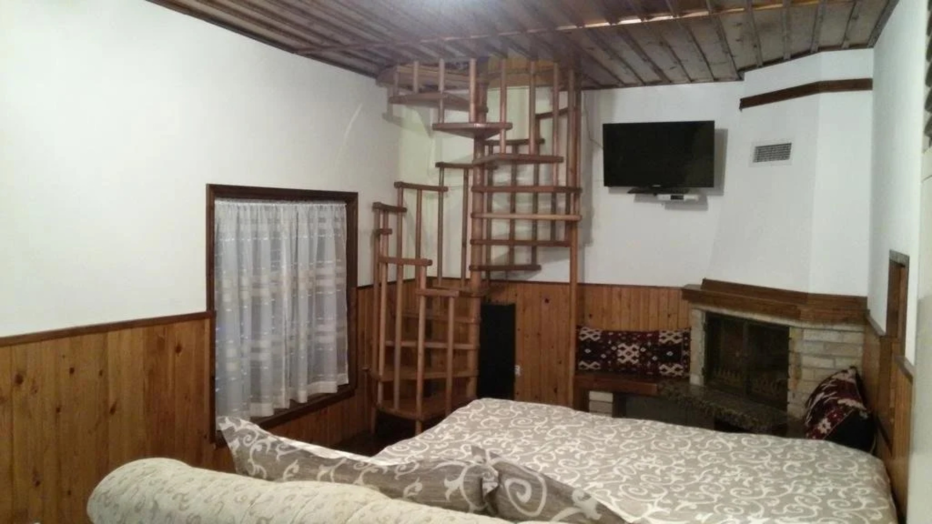 Complex Myahov House