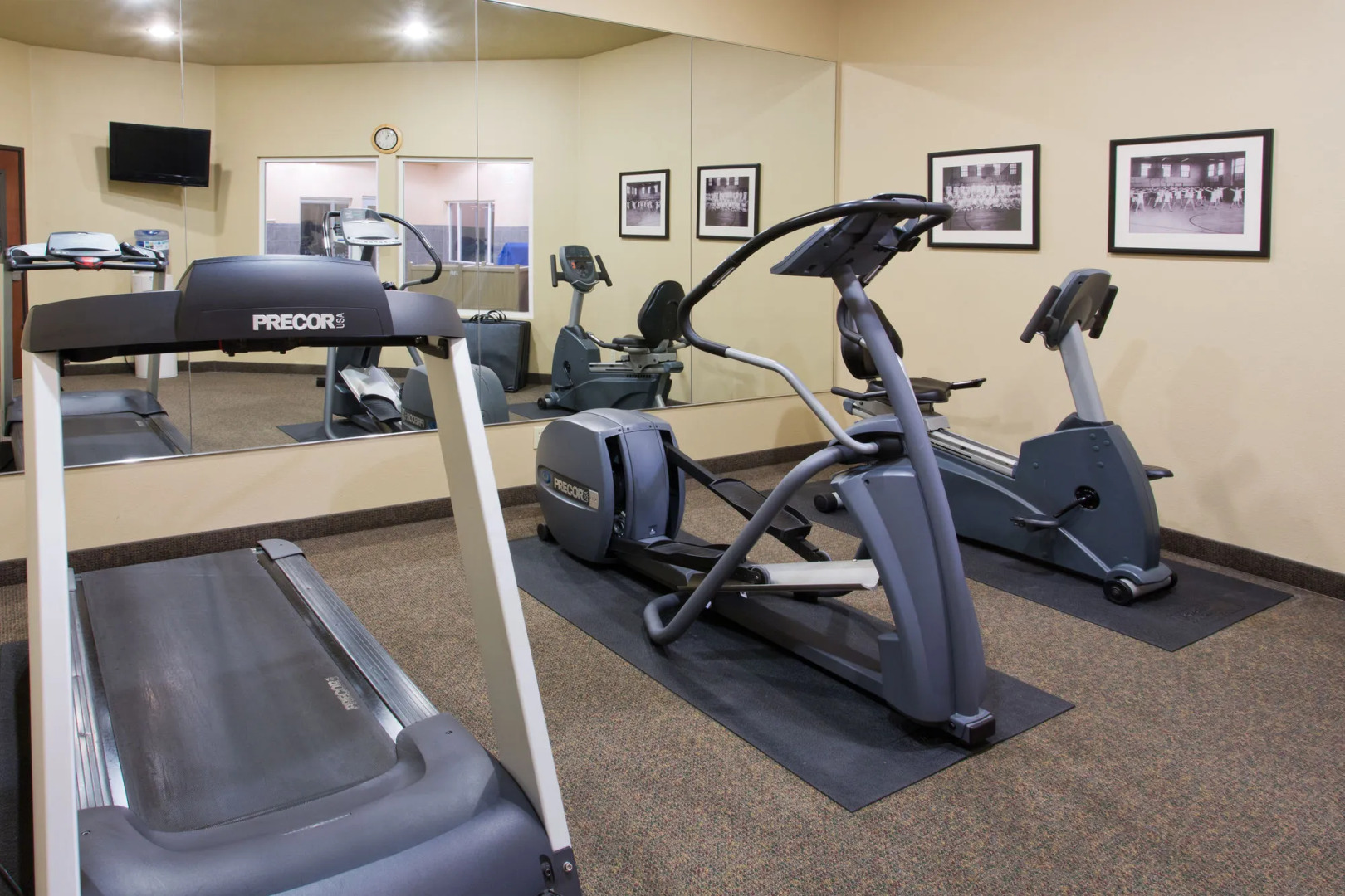 Holiday Inn Express & Suites Astoria by IHG