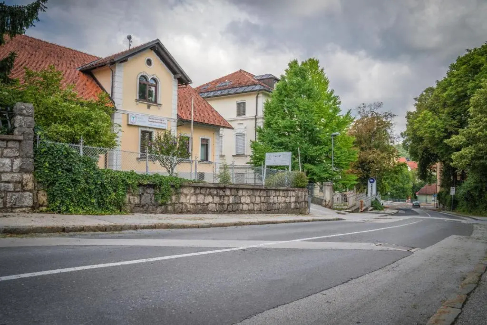 GGF - Grey green and fun in Slovenia Novo mesto - GGF BIG -73m2 and GGF Small -33m2