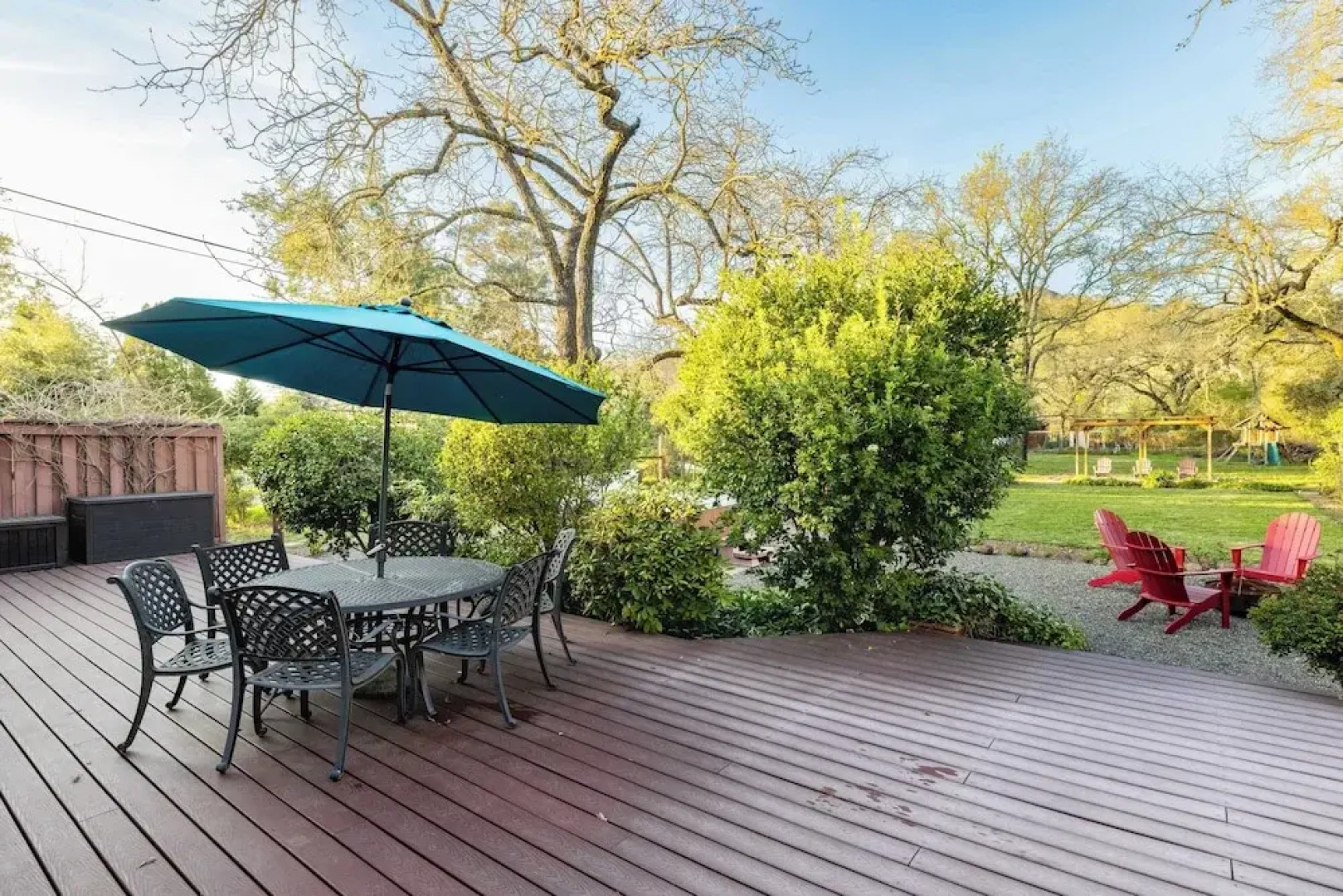 Valley of the Moon by Avantstay Tranquil Escape, Large Yard w/ Hot Tub & Fire Pit