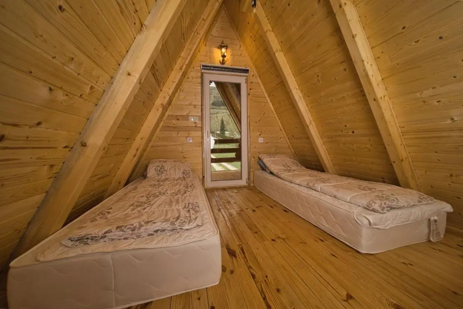 Pyramid Energy House