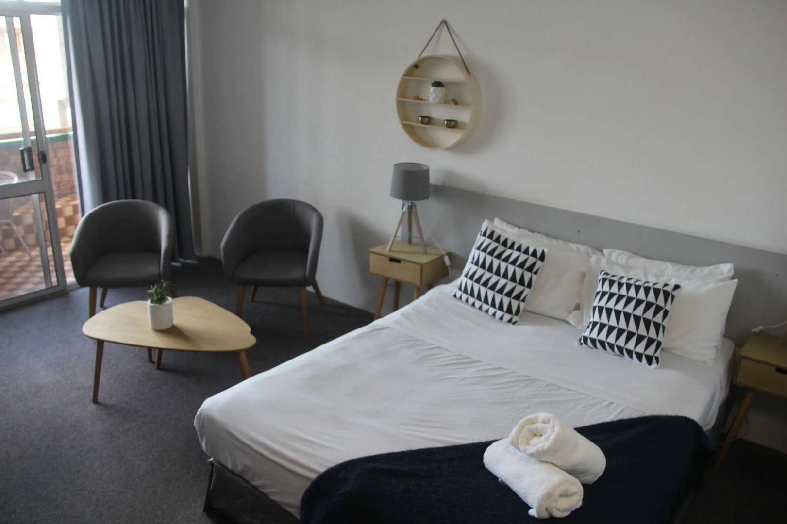 Seabreeze Beach Hotel