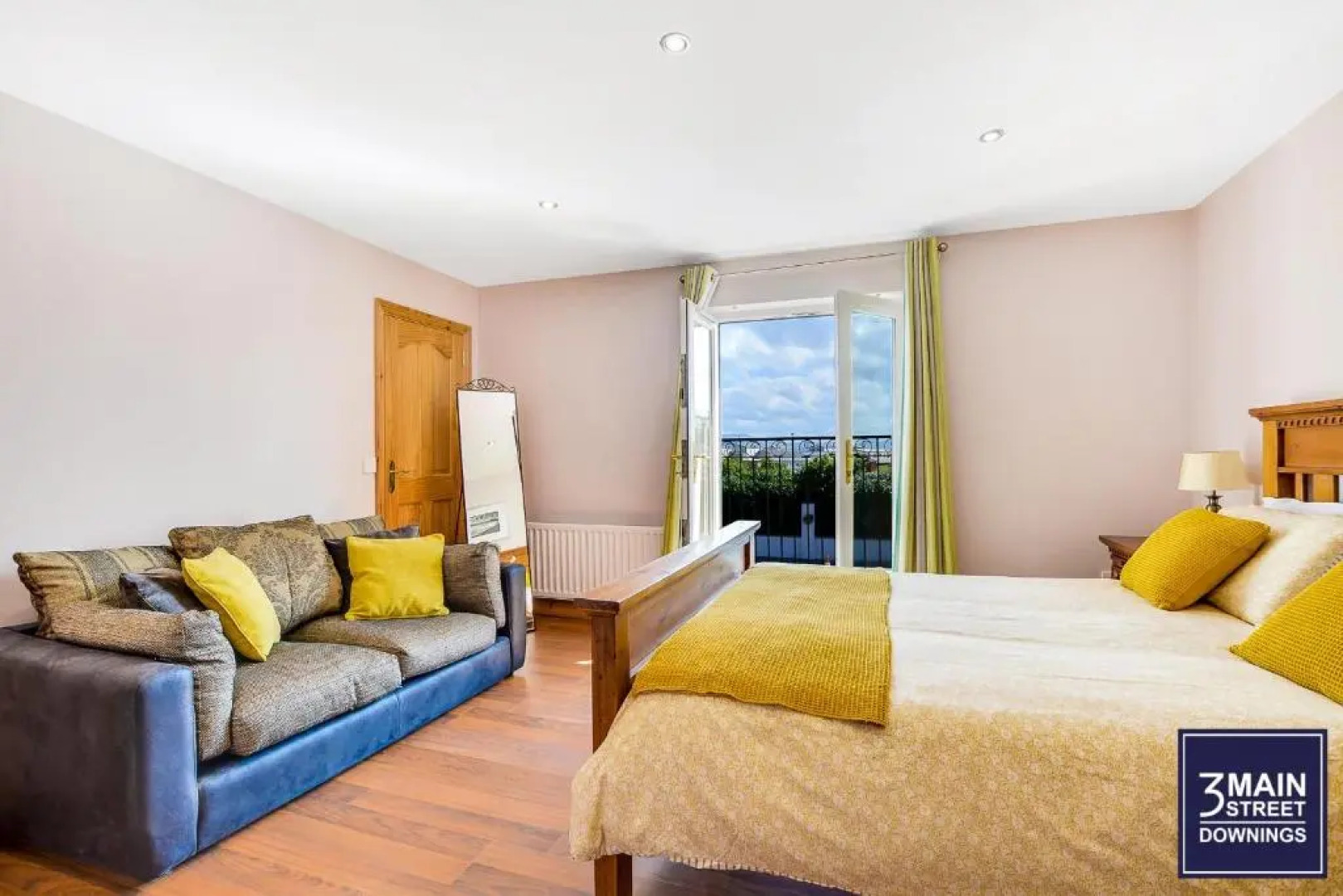 3 Main Street Downings