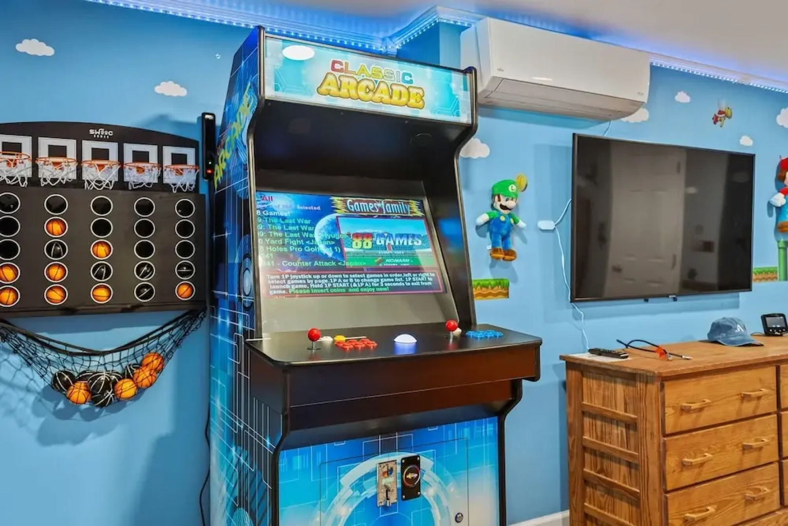 Slopeside Escape by Avantstay Walk to Ski Lifts Arcade Games Shuffleboard