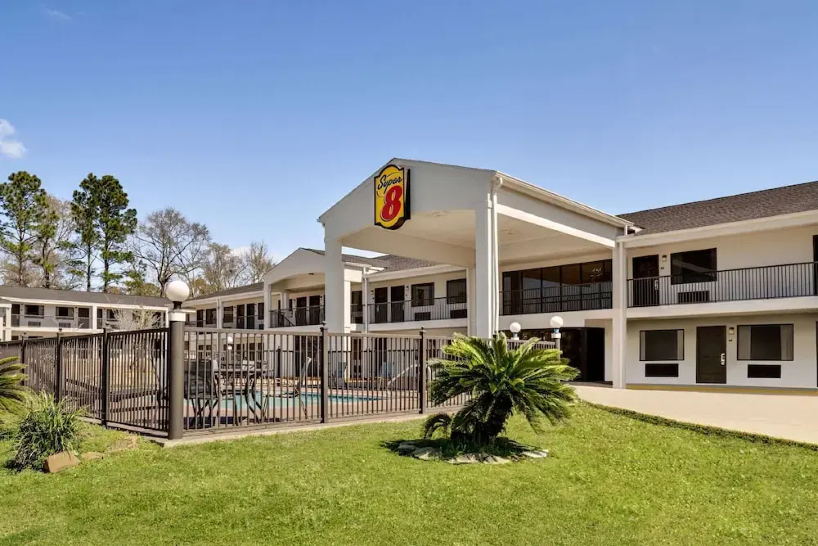 Super 8 Ocean Springs Biloxi