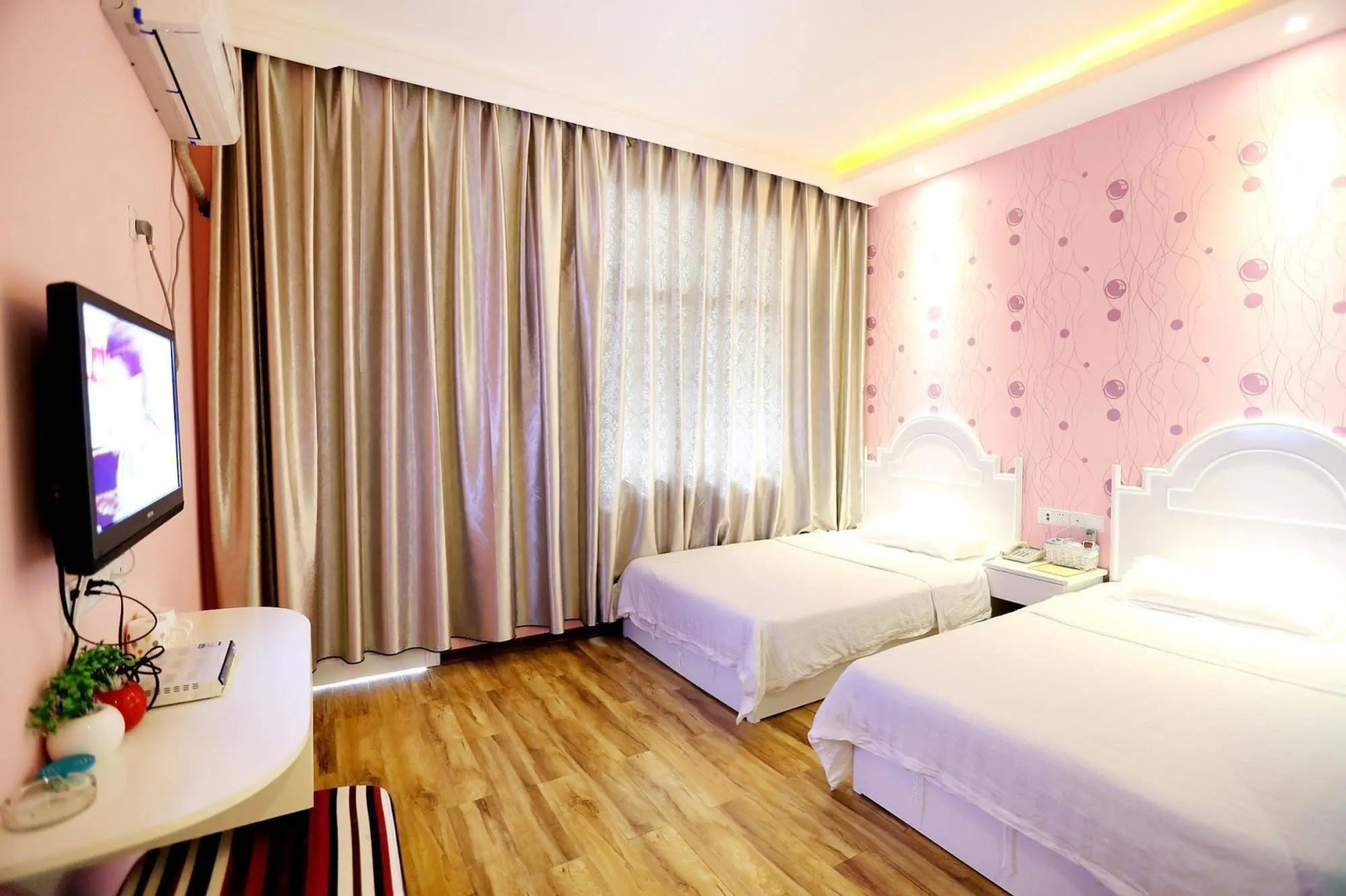 Zhangjiajie Yanran Inn