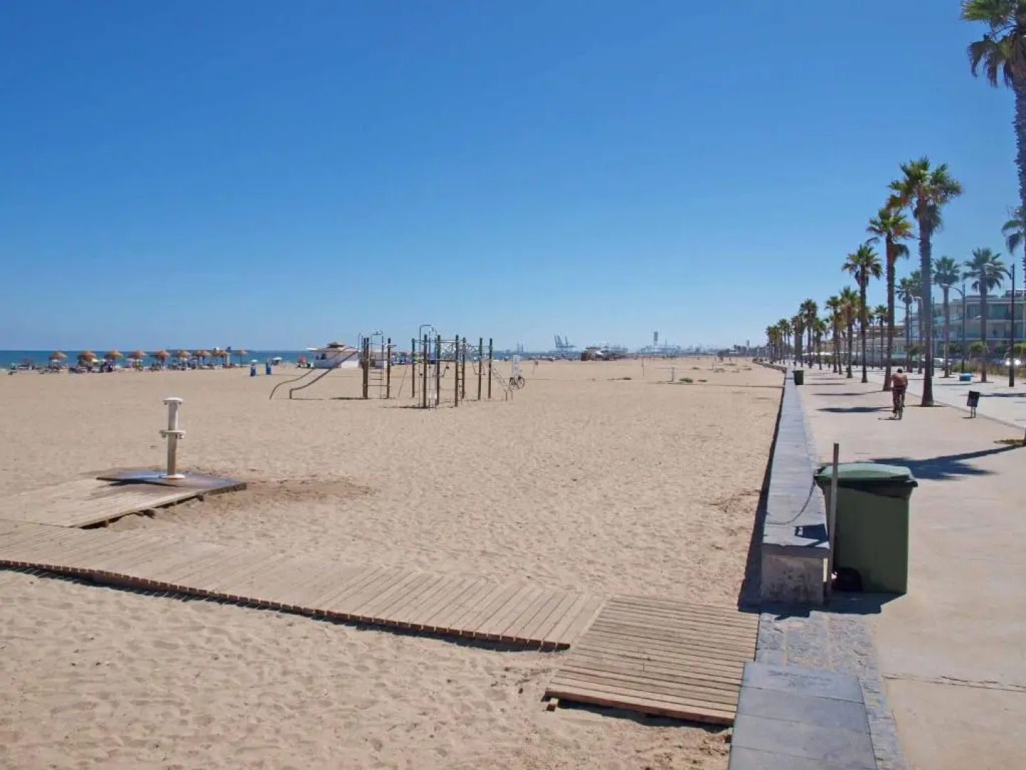 ApartUP Patacona Essence