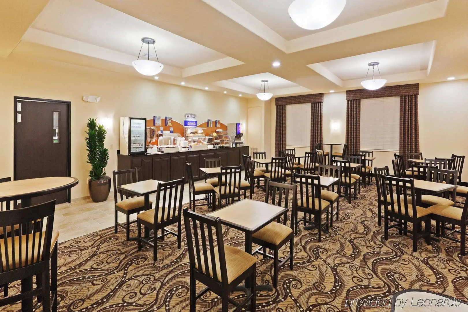 Holiday Inn Express & Suites Oklahoma City NW-Quail Springs by IHG