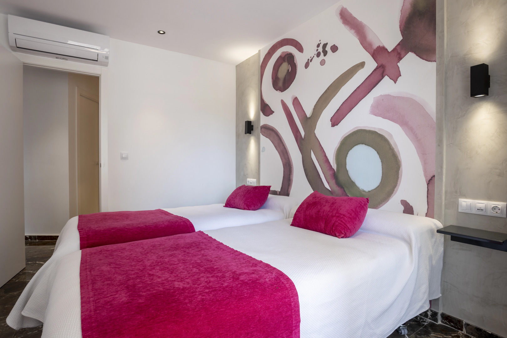 Apartamentos San Jaime Center Suites