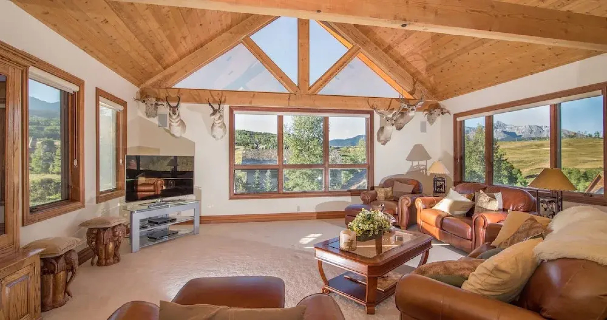 Lodge ON THE Point by Exceptional Stays