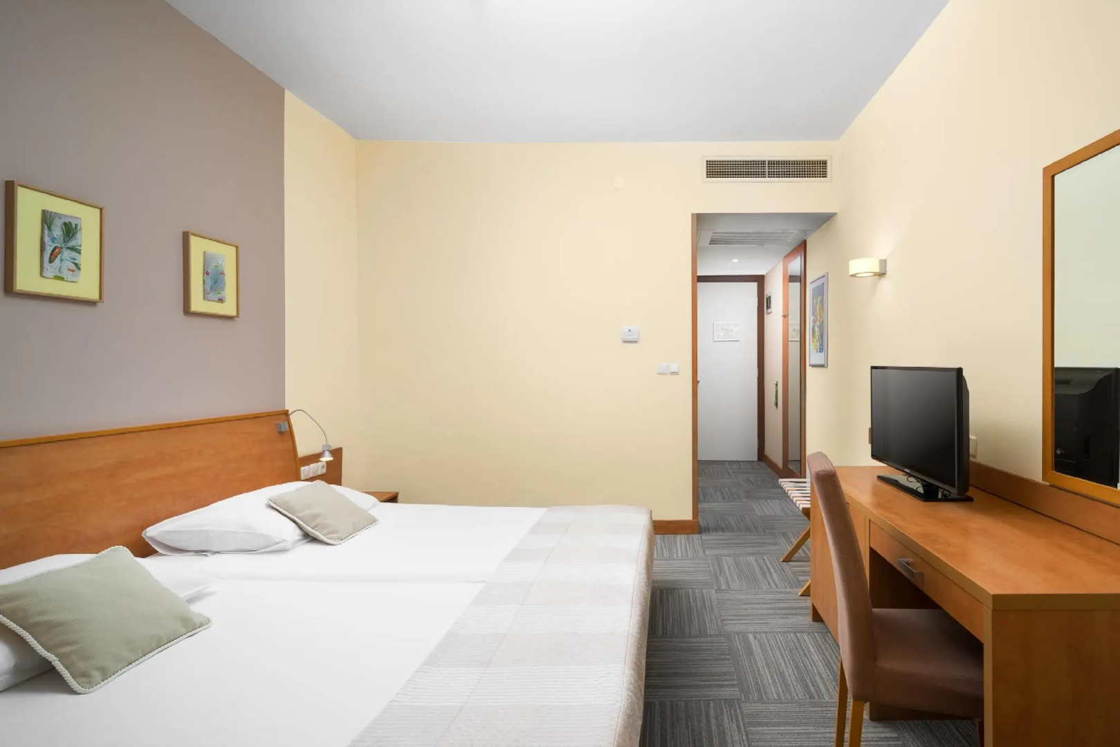 Valamar Tirena Hotel