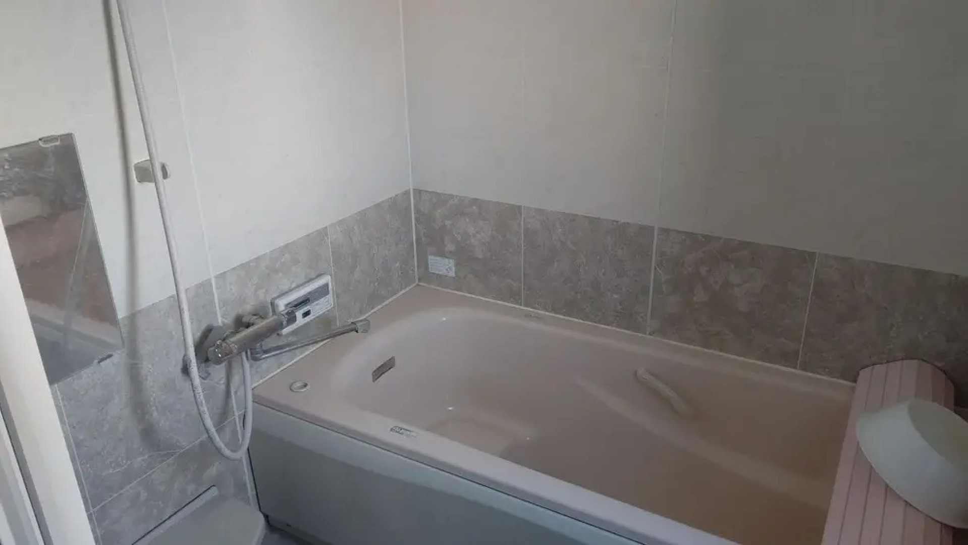 Awaji Tourist Trophy House Hostel