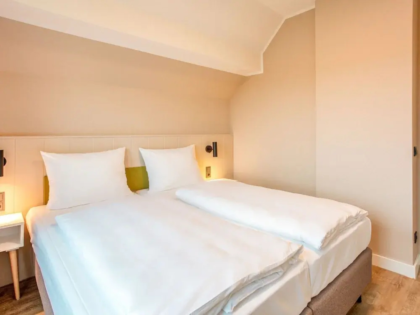 Wohnung in Gtshren Lebbin mit Garten