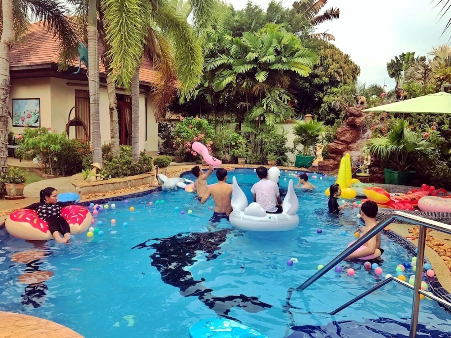 Luxury Holiday Villa Paradise