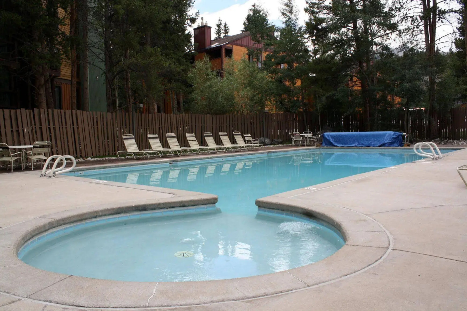 Pinecreek By Peak Property Management