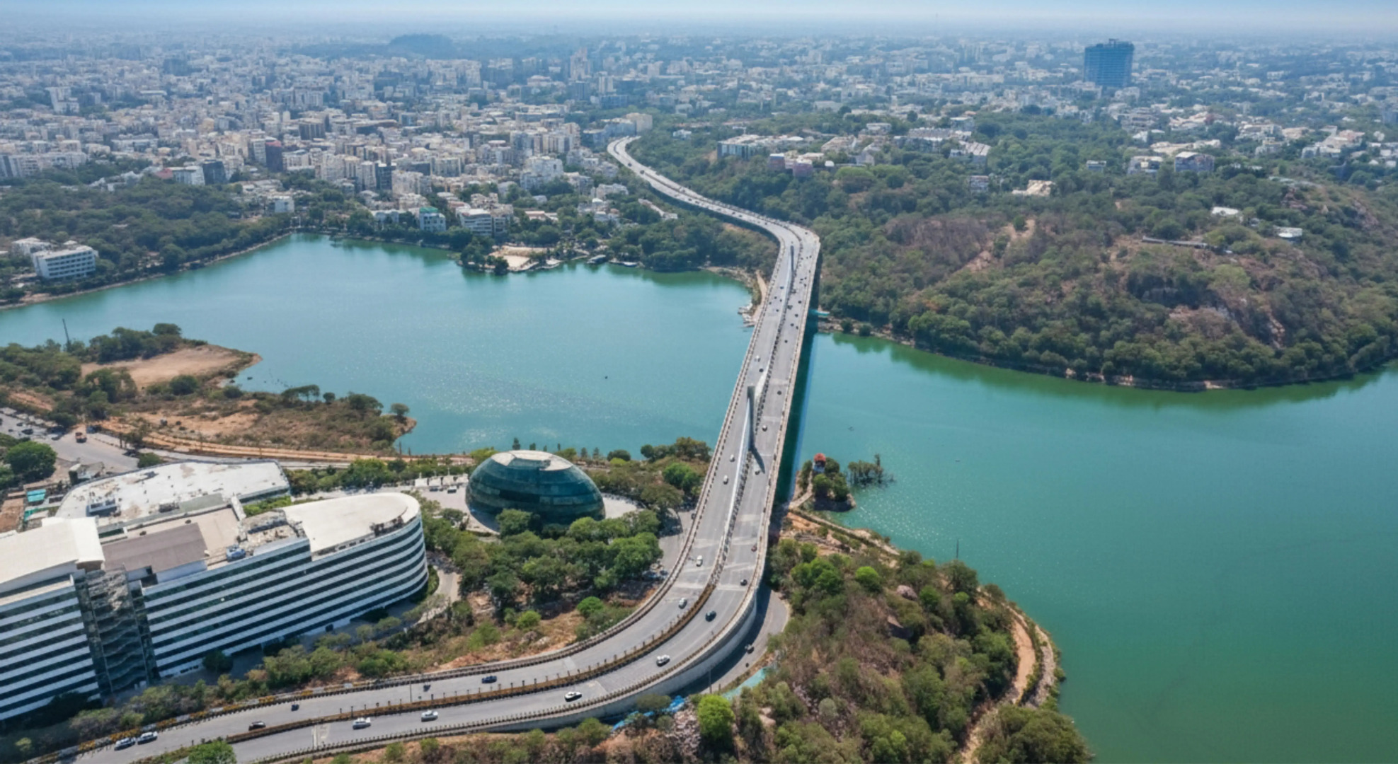 Radisson Blu Plaza Hotel Hyderabad Banjara Hills