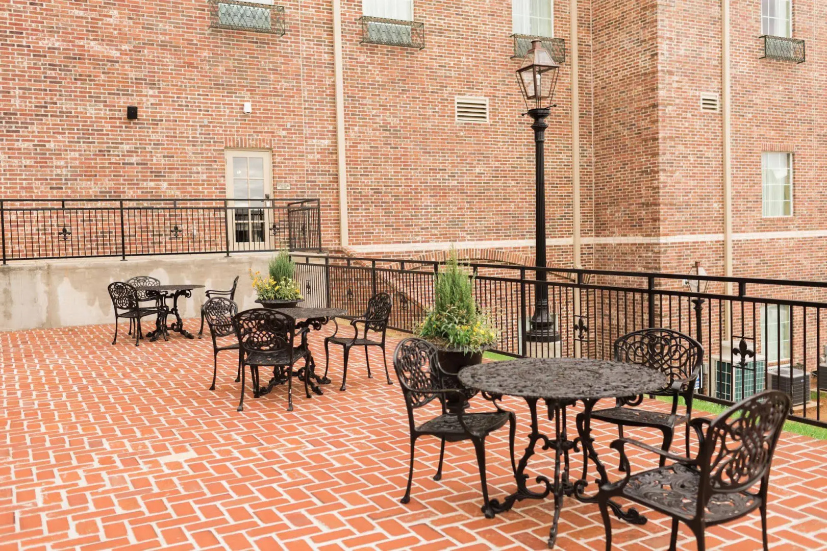 Chateau Saint Denis Hotel