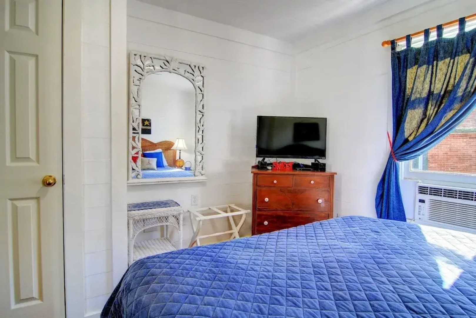 Joys Beach 1 Bedroom Cottage by RedAwning