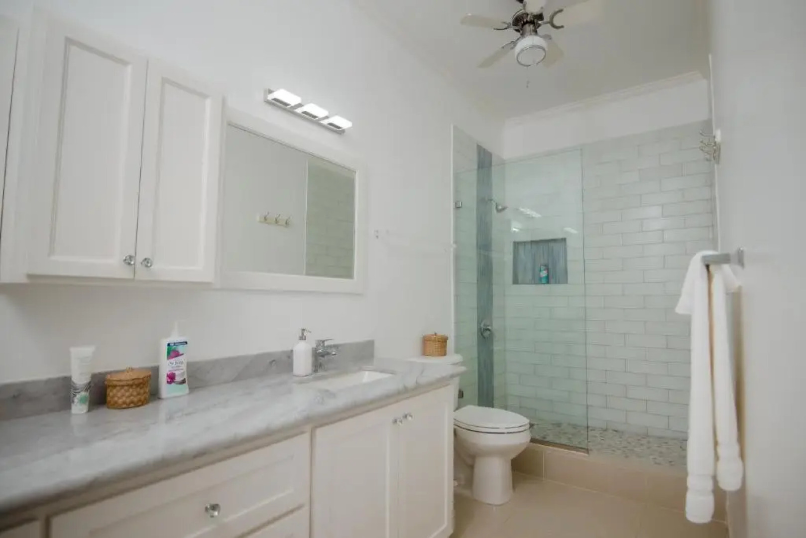 Ocho Rios Penthouse at Whispering Seas