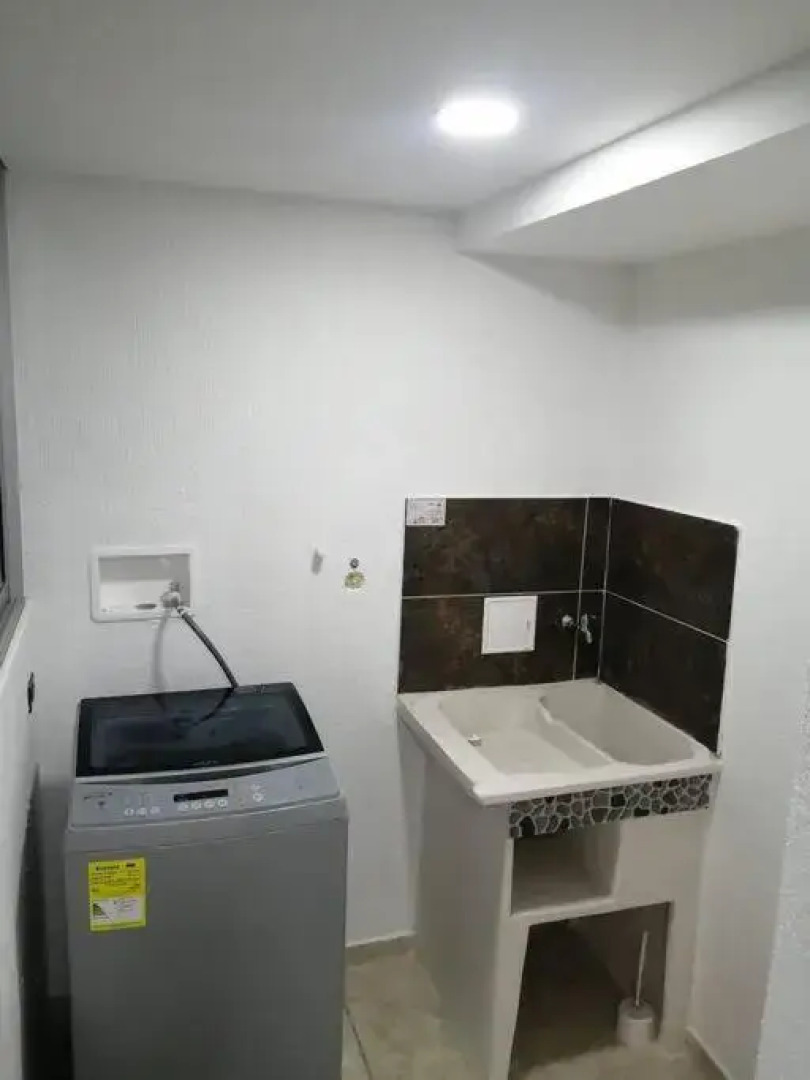 Apartamento de lujo , con linda vista, cuarto piso