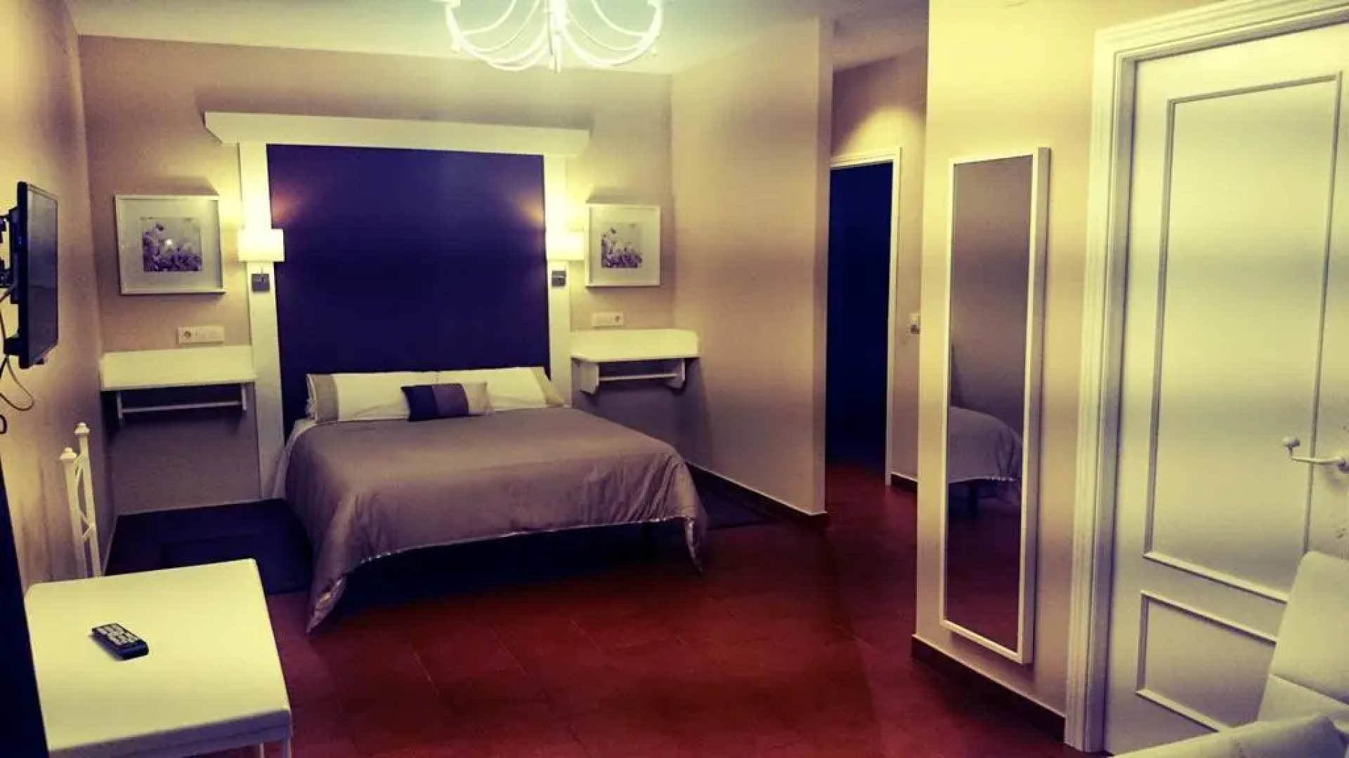 El Huesped del Sevillano