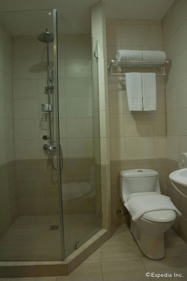 Goldland Millenia Suites